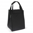 Borsa frigo ripiegata e tappetino da picnic